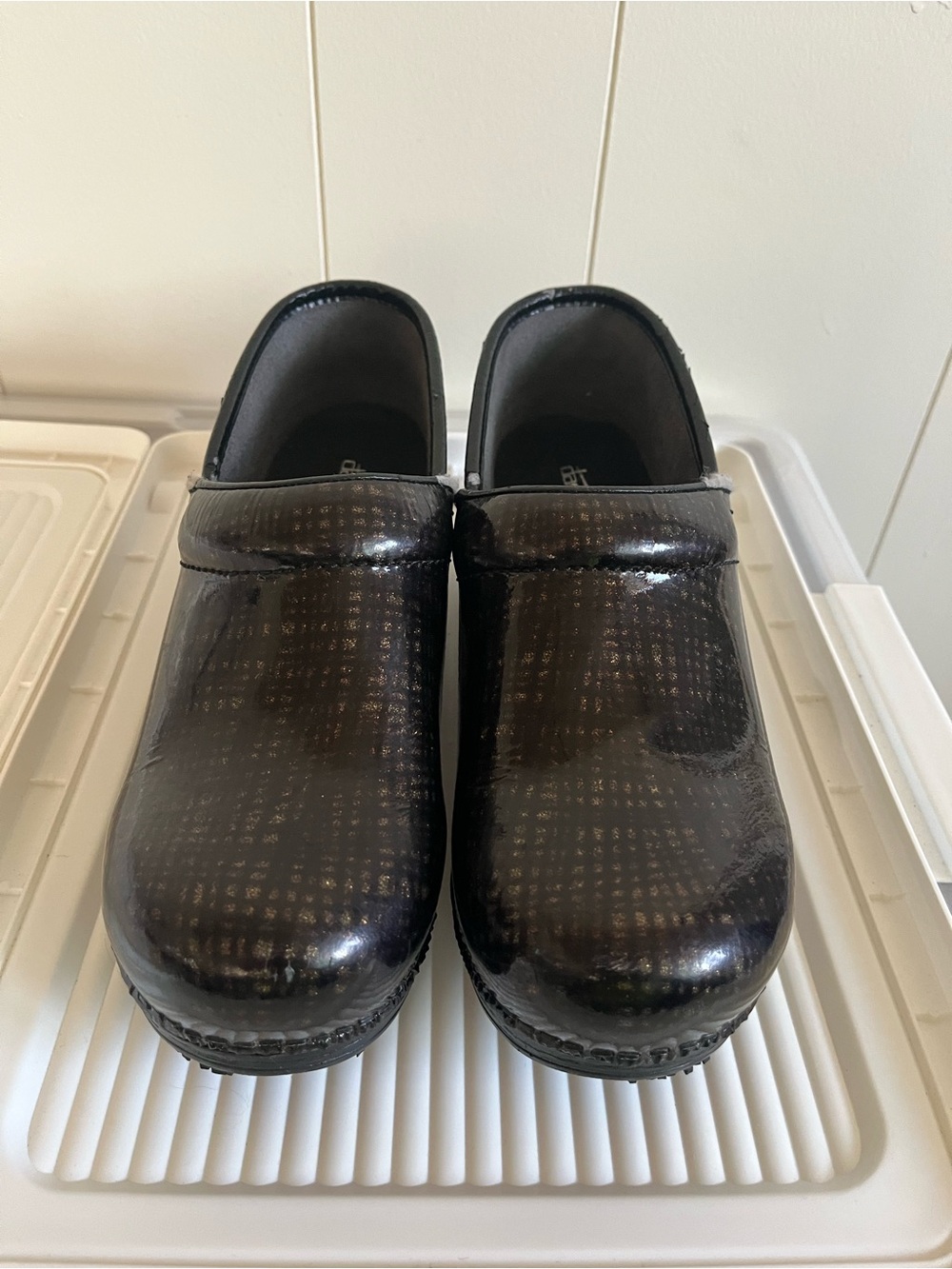 Dansko Black Patent Women's Slip-On Clogs- Size 7.5